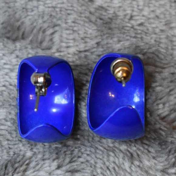 🔥 3/$15 Vintage 80's Small Blue Hoop Earrings - Picture 7 of 9